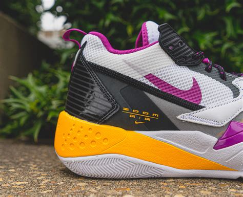 basketball sneakers women's